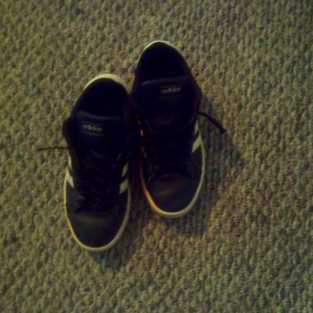 Adidas womens shoes size 8